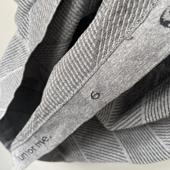 Lululemon Swiftly Tech Tank Top Stripe Size 6 - Picture 2 of 6